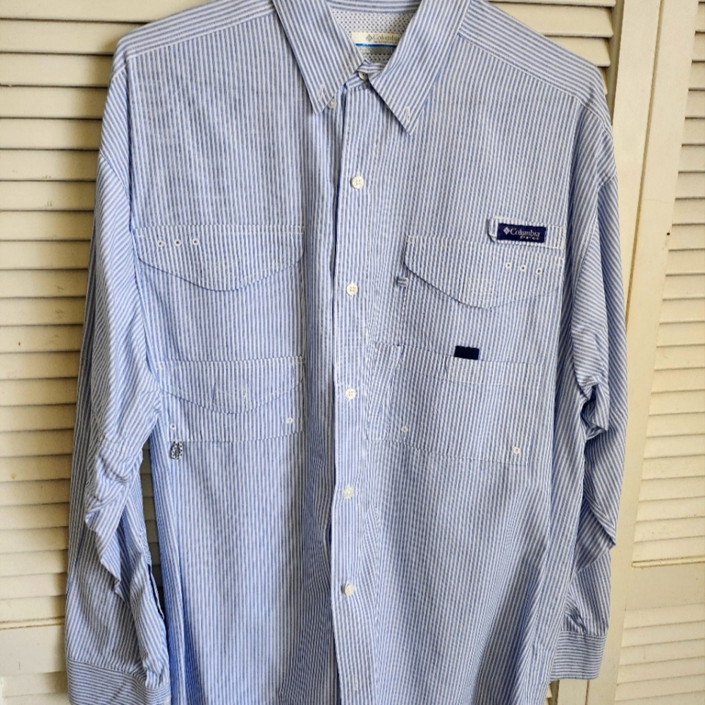 Columbia Blue and White Casual Button Down Shirt